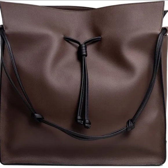 NWT Von Holzhausen Large Shopper - Taupe + Black - Picture 1 of 8